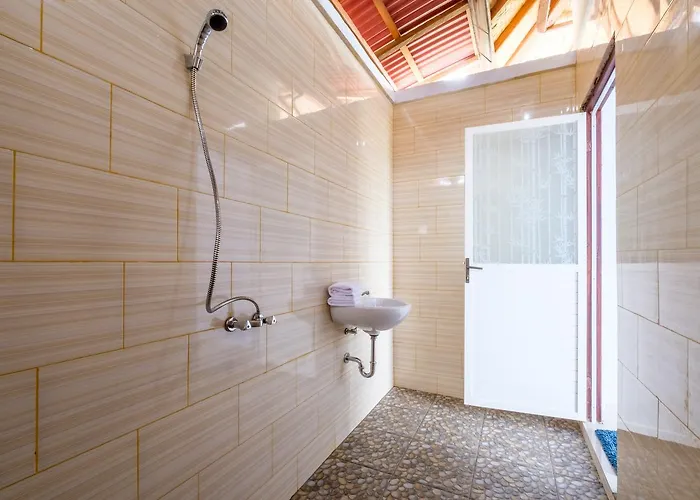 Slumbung Bungalow With Ocean View 2* Nusa Penida