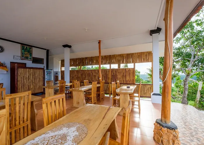 Slumbung Bungalow With Ocean View 2* Nusa Penida